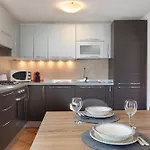 Tra Montagna E Citta - Aosta