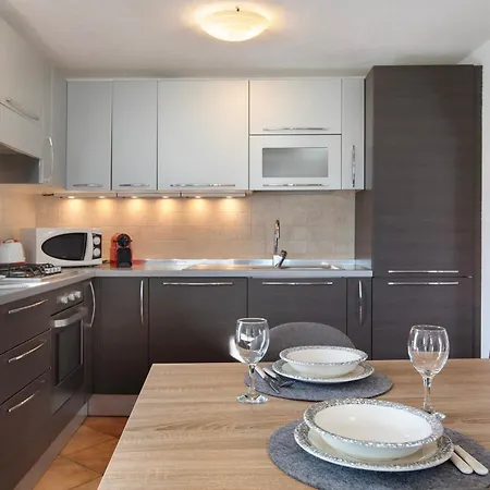 Tra Montagna E Citta - Apartment *