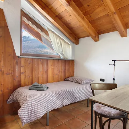 דירה Tra Montagna E Citta -