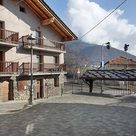 Tra Montagna E Appartamento *