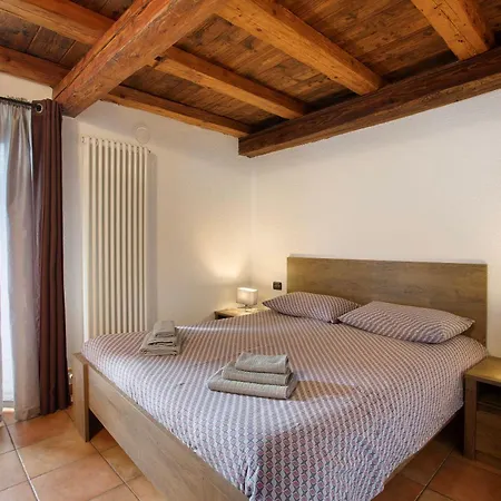 Tra Montagna E - Appartement Aoste